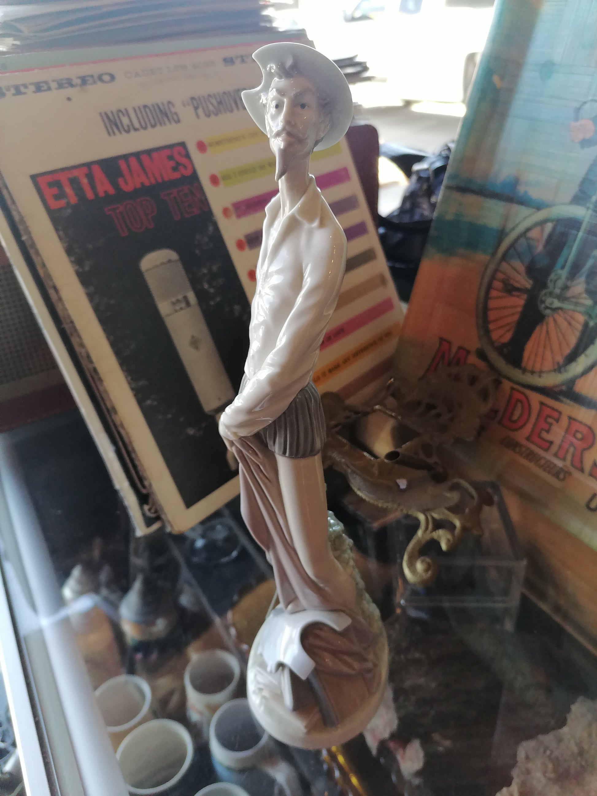 Lladro #4854 – Elegante Figura de Don Quijote (11.75”) - Antiques Bazaar Ensenada