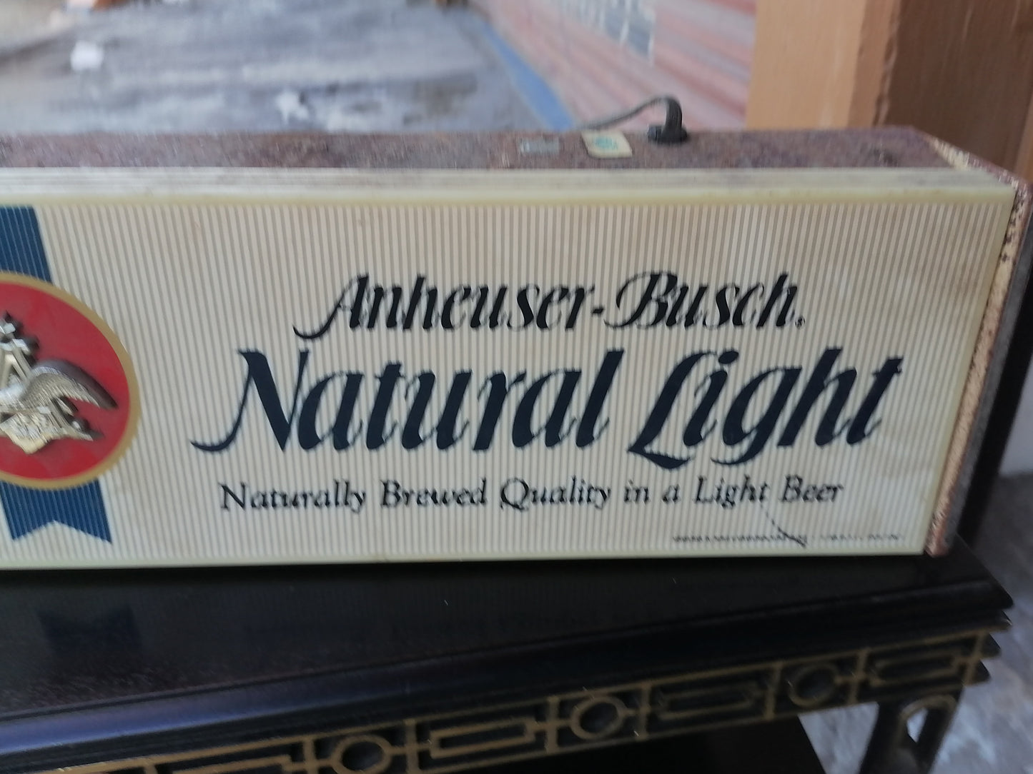 Letrero Vintage de Cerveza Natural Light – Coleccionable Clásico - Antiques Bazaar Ensenada