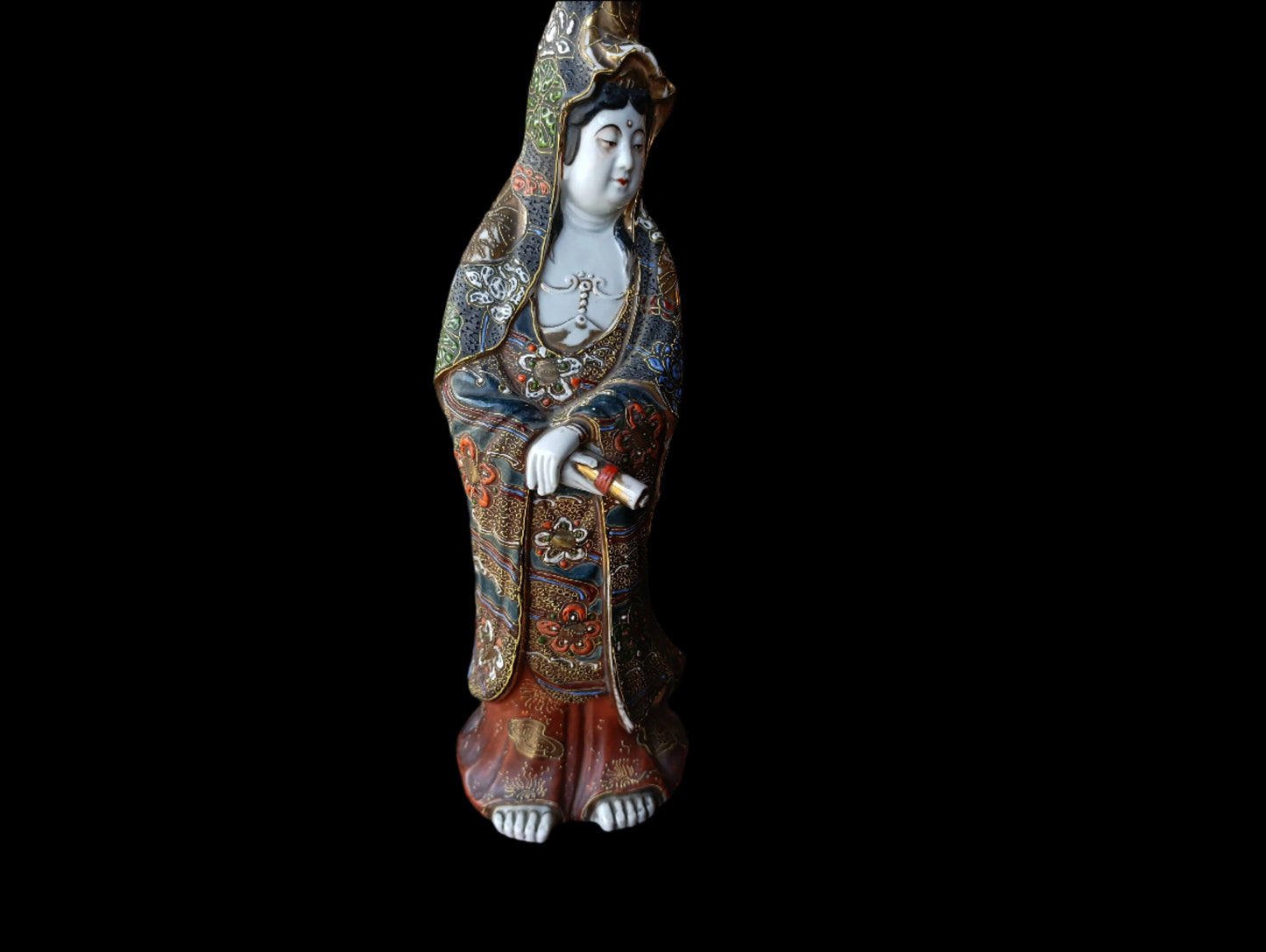 Escultura de Porcelana Satsuma | Arte Japonés Clásico y Elegante