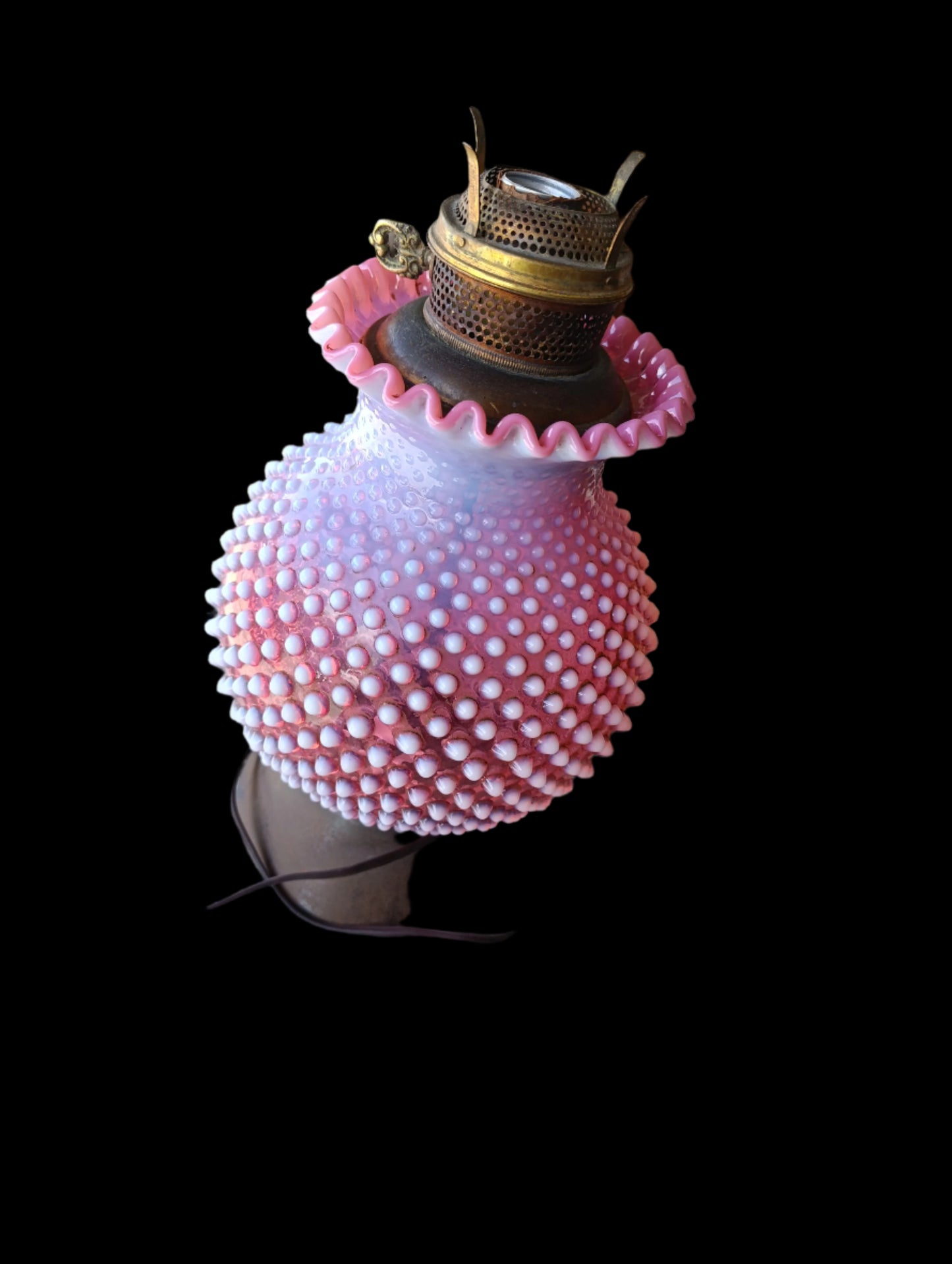 Lámpara de Mesa Vintage Fenton | Cristal Rosa Cranberry Opalescent Hobnail con Base de Latón | Eléctrica