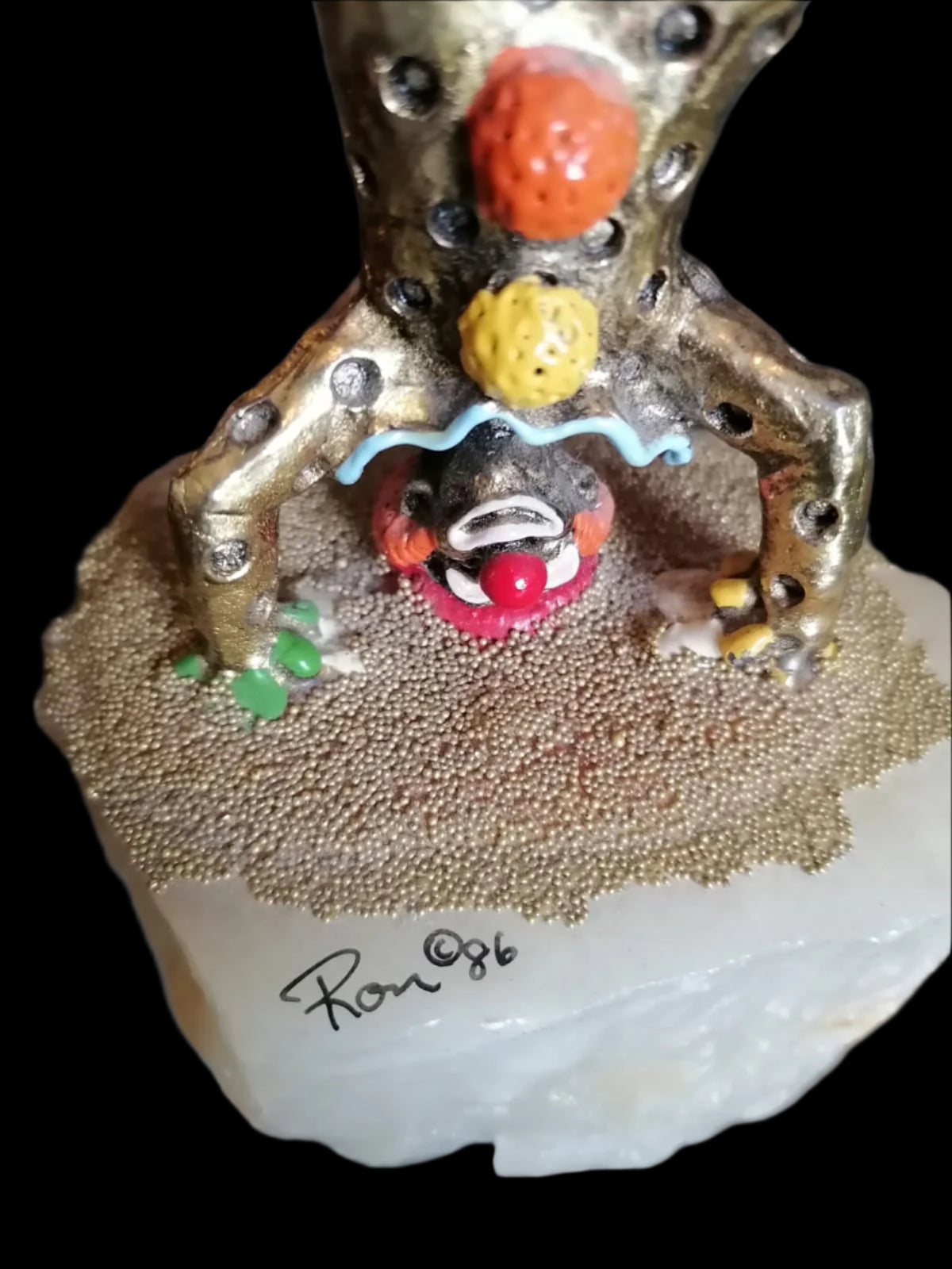 Payaso Acróbata de Ron Lee (1987) con Base de Piedra 🎪✨ - Antiques Bazaar Ensenada