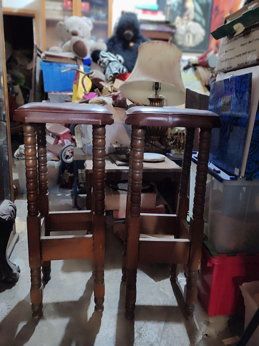 Antique wooden stools - Antiques Bazaar Ensenada