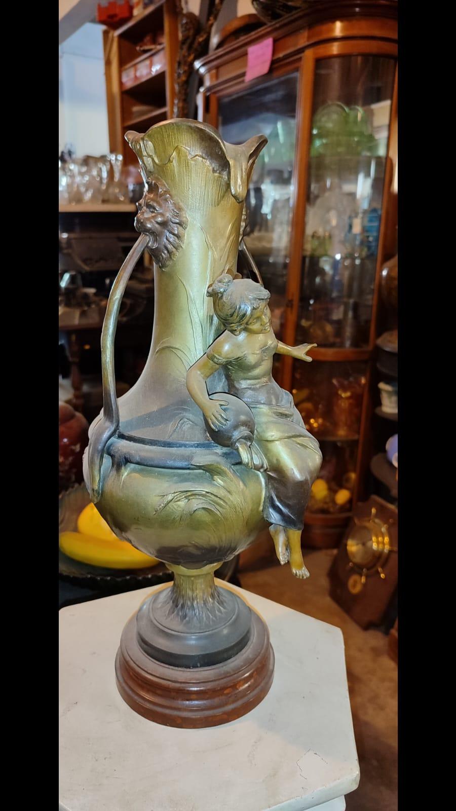 Antique sculpted Bronze Vase - Antiques Bazaar Ensenada