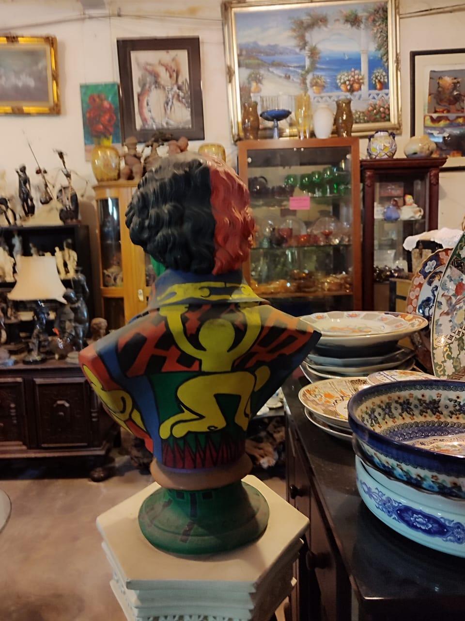 Pop Art Bust Sculpture - Antiques Bazaar Ensenada