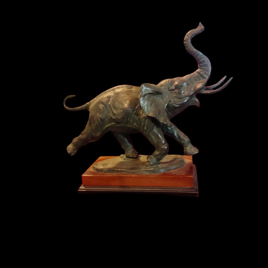 Bronze Elephant sculpture - Antiques Bazaar Ensenada