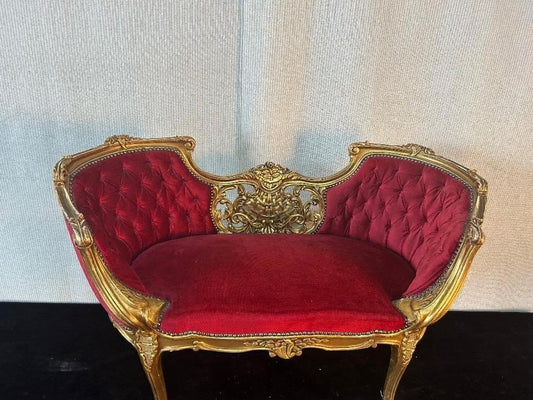 Antique French style couch - Antiques Bazaar Ensenada