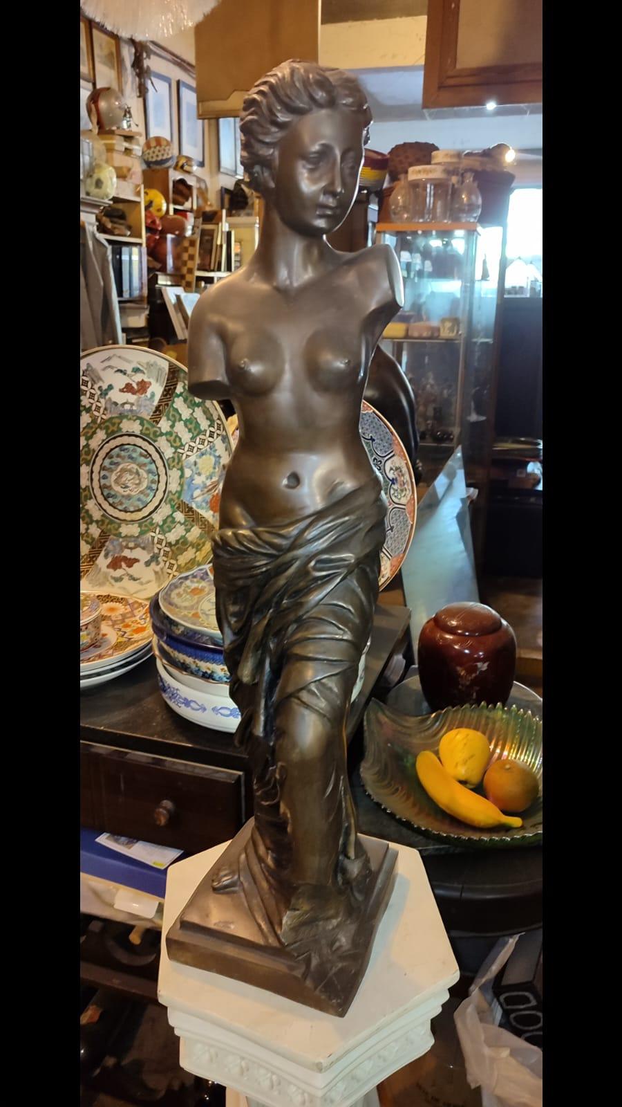 iconic Venus de Milo sculpture - Antiques Bazaar Ensenada