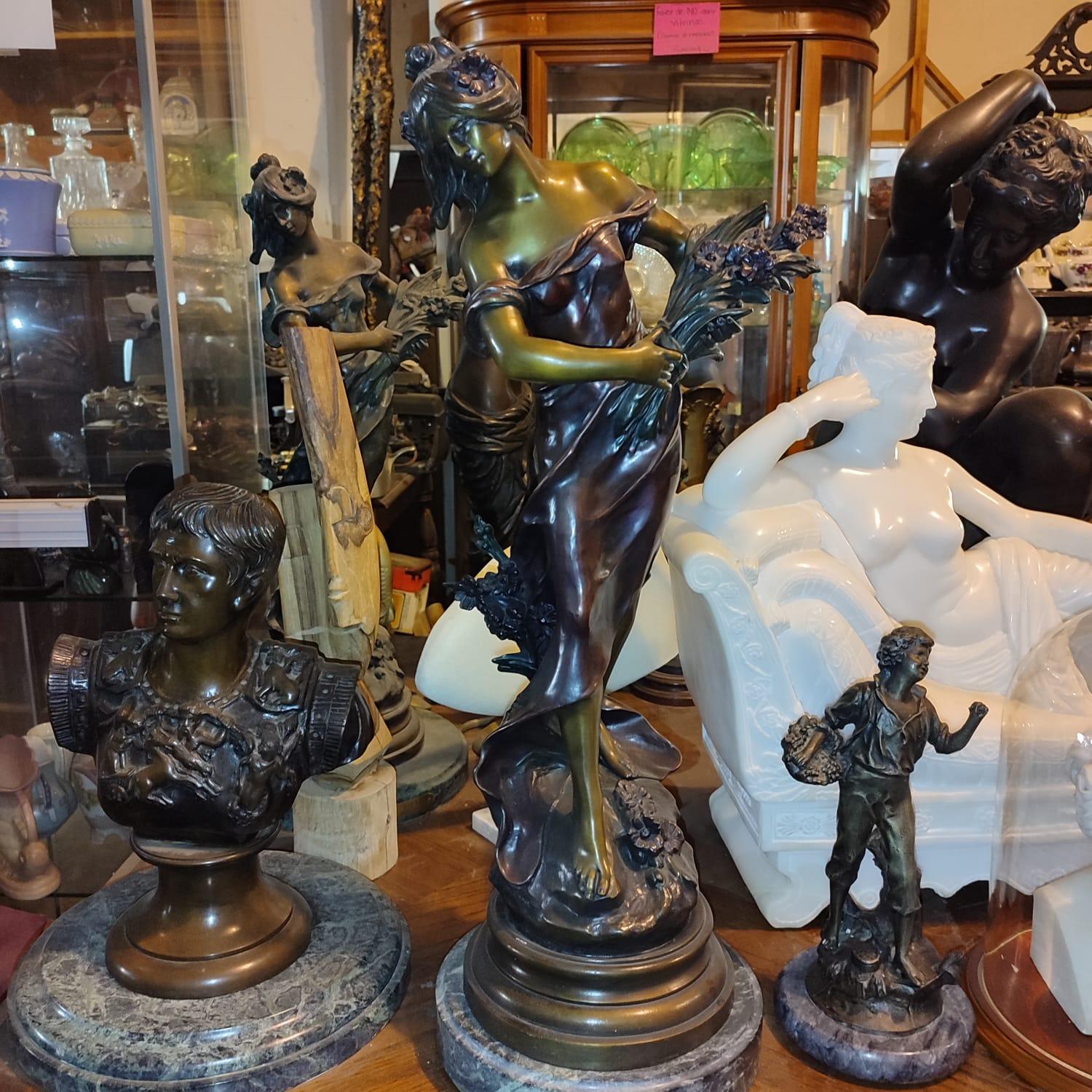 queen of the fields bronze sculpture by Auguste Moreau - Antiques Bazaar Ensenada