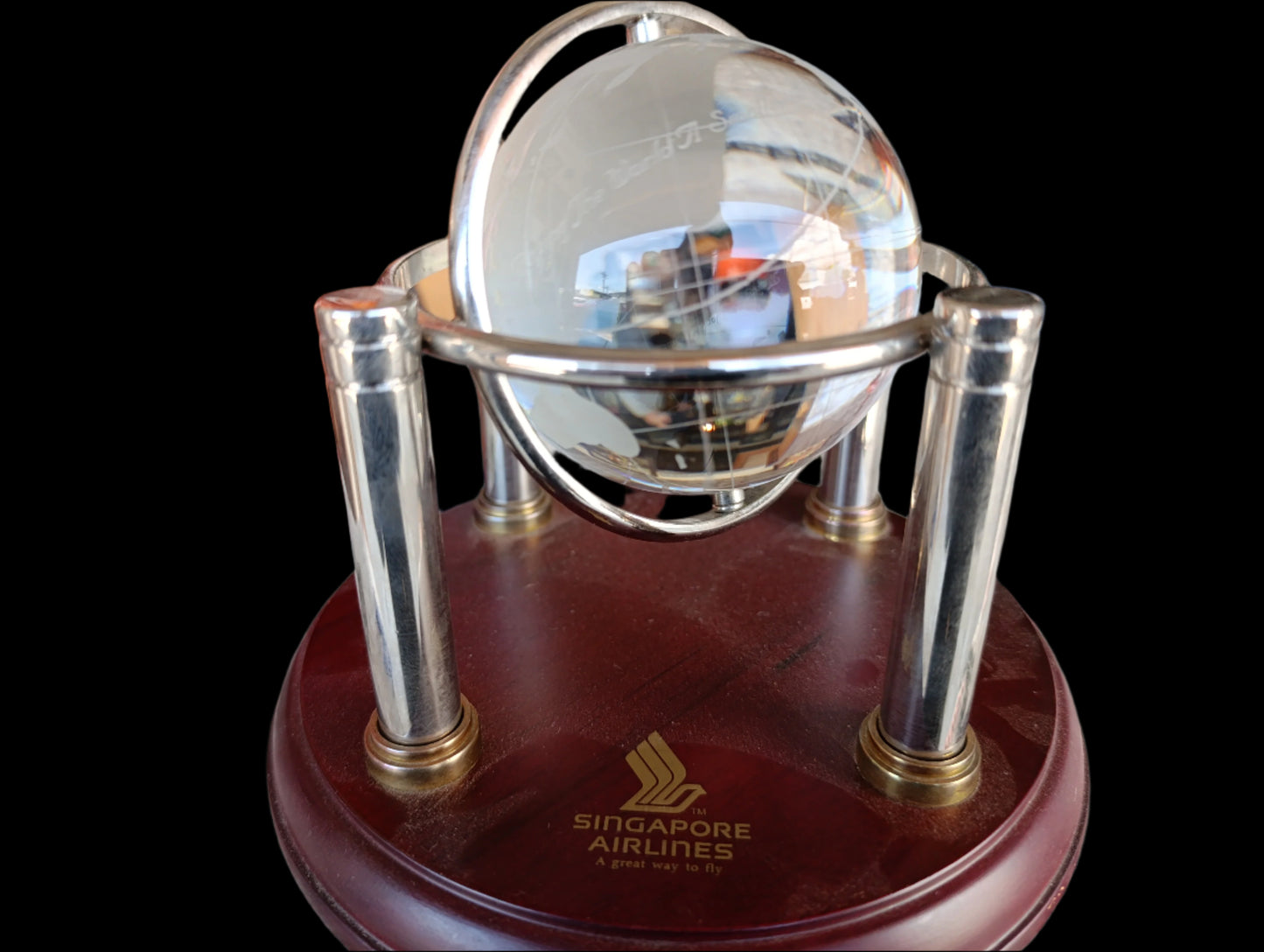 Globo Souvenir de Singapore Airlines | Objeto de Colección de Aerolínea Internacional
