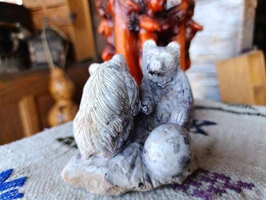 Escultura de Escritorio de Piedra con Forma de Osos | Arte Decorativo Natural Descripción