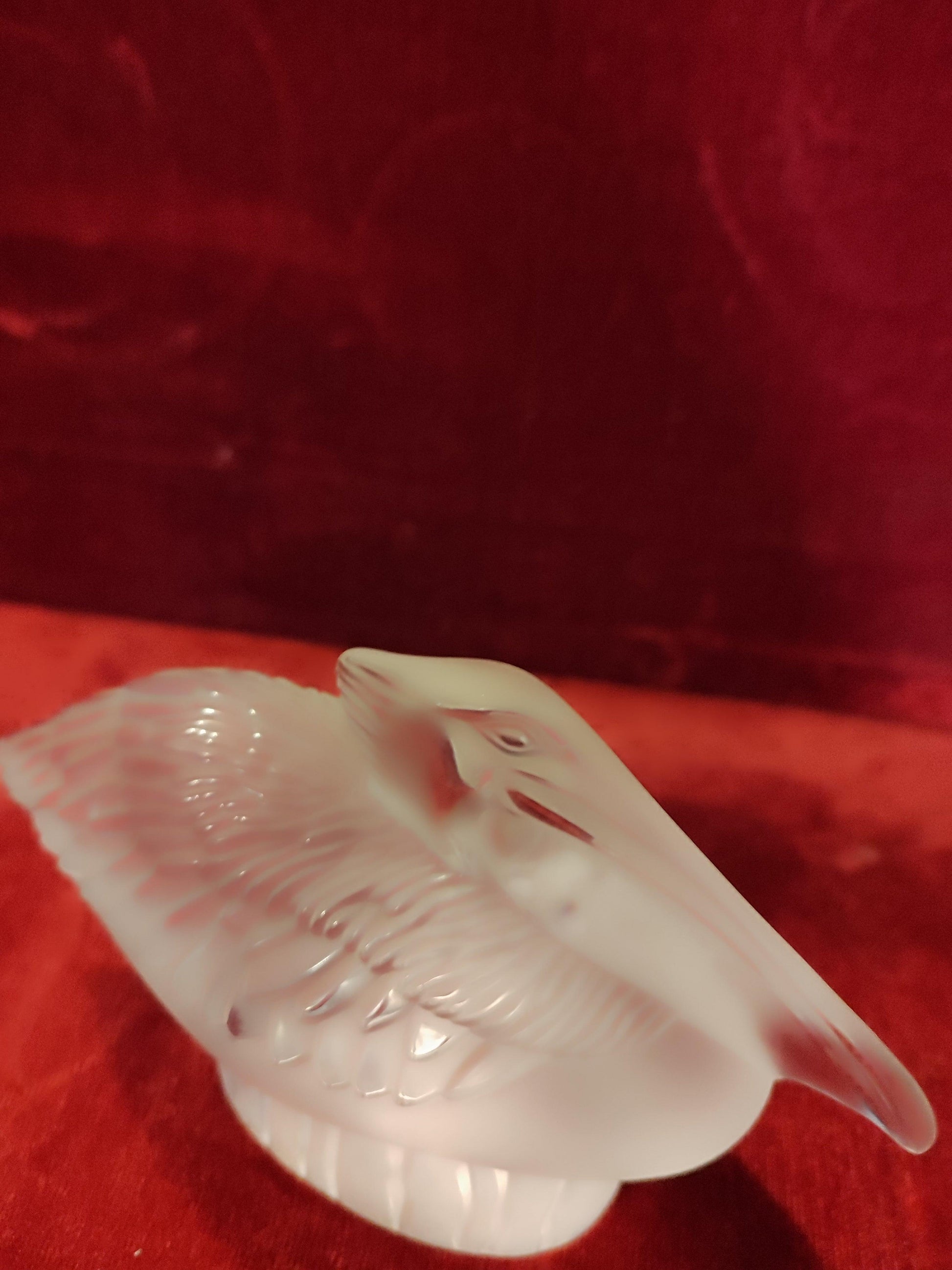 Rene LALIQUE "PELICAN" Clear and Frosted Glass Sculpture - Antiques Bazaar Ensenada