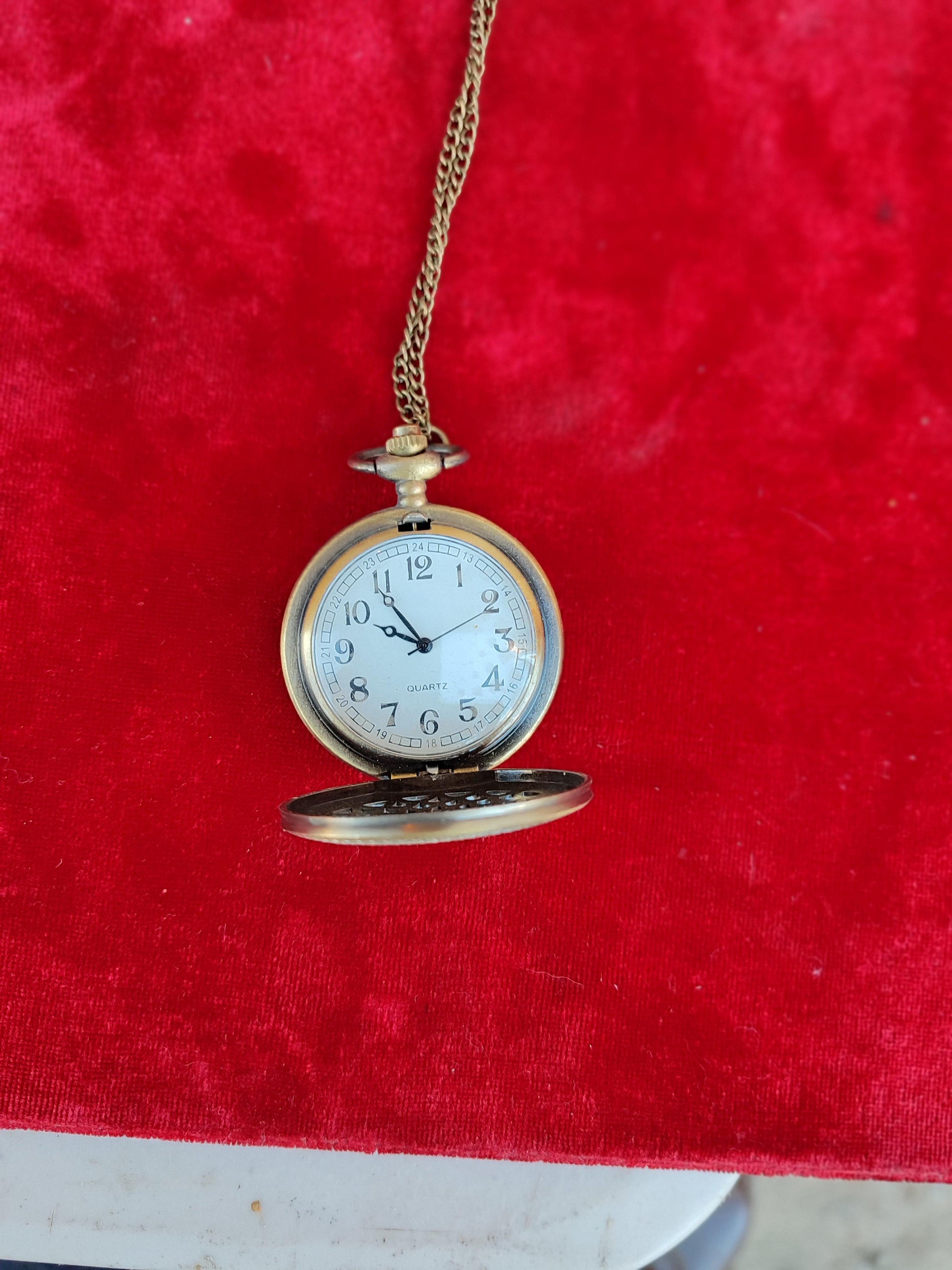 Remington men's manual pocket watch, Swiss parts - Antiques Bazaar Ensenada