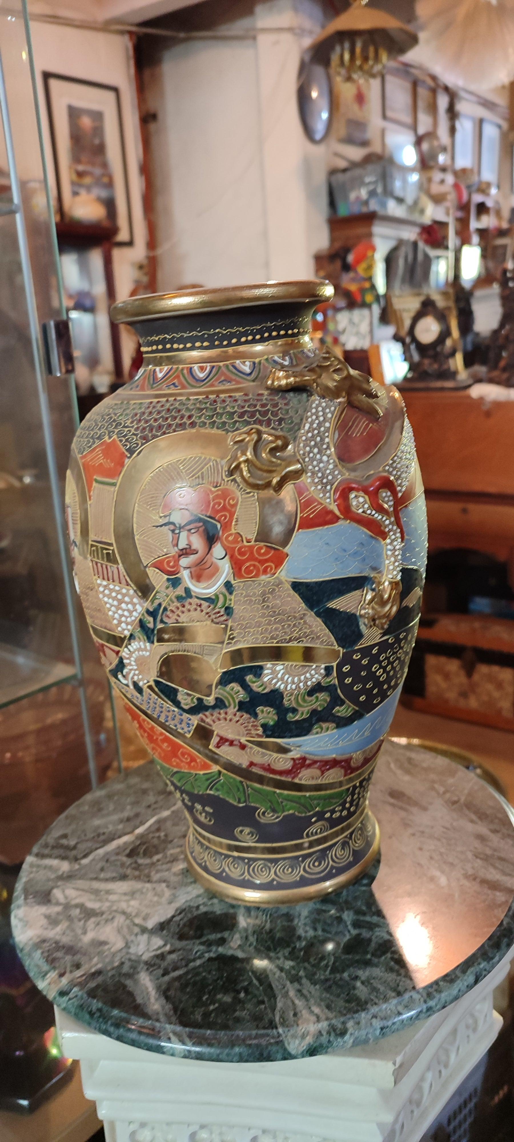 Satsuma Vases Kinkozan Tsukuru (3) - Earthenware - Immortal - Japan - Early 20th century - Antiques Bazaar Ensenada