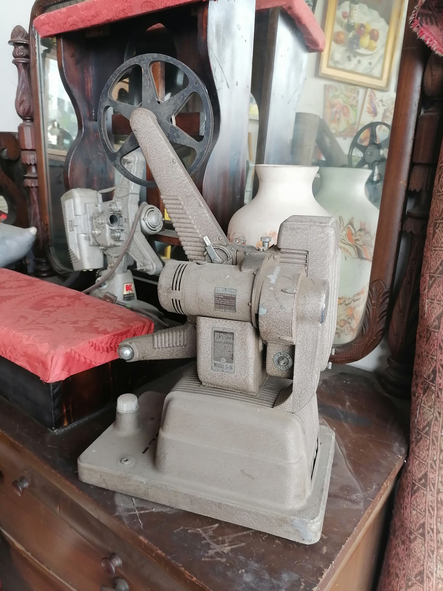 Proyector Revere 16mm Antiguo - Antiques Bazaar Ensenada