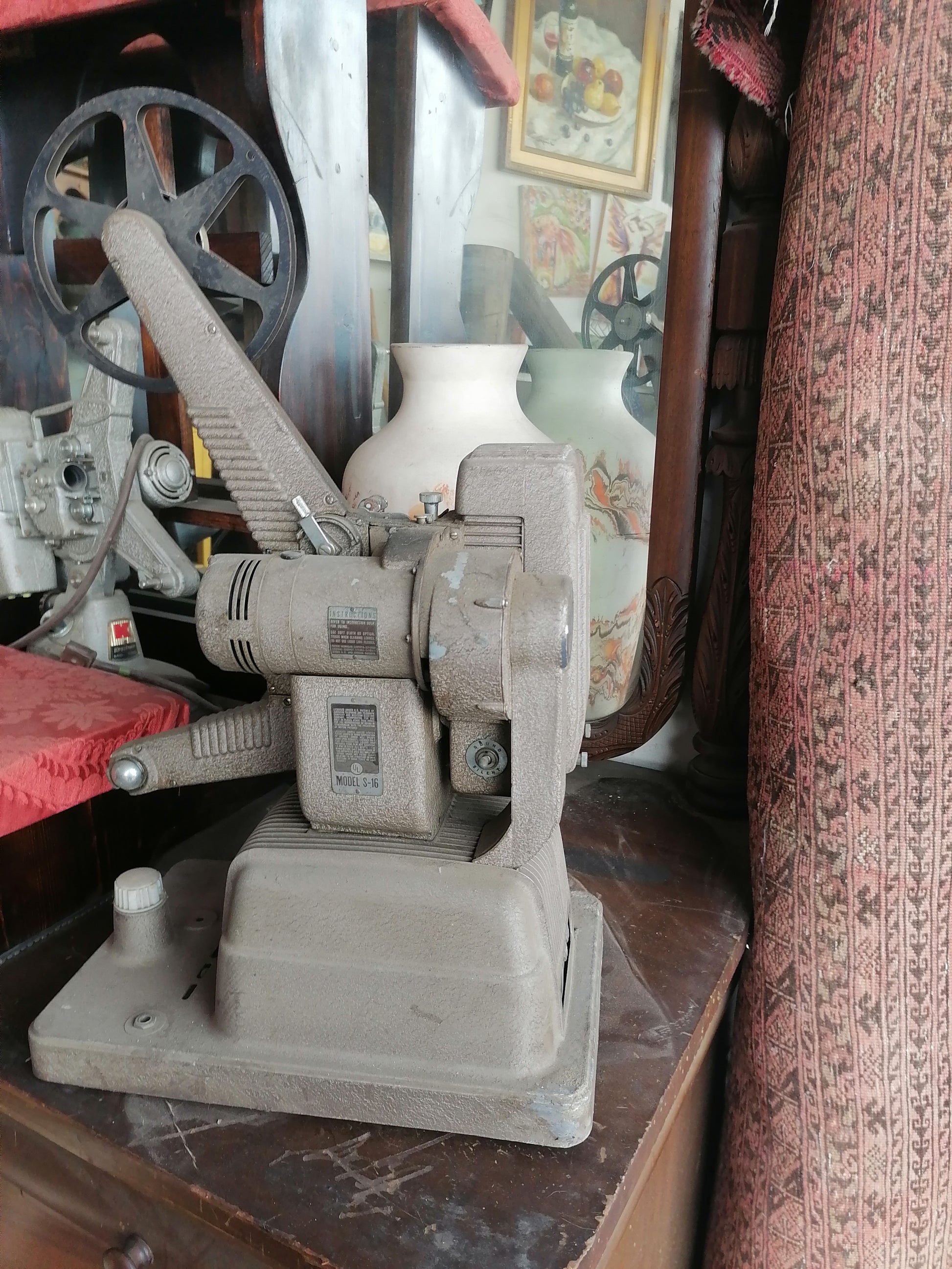Proyector Revere 16mm Antiguo - Antiques Bazaar Ensenada