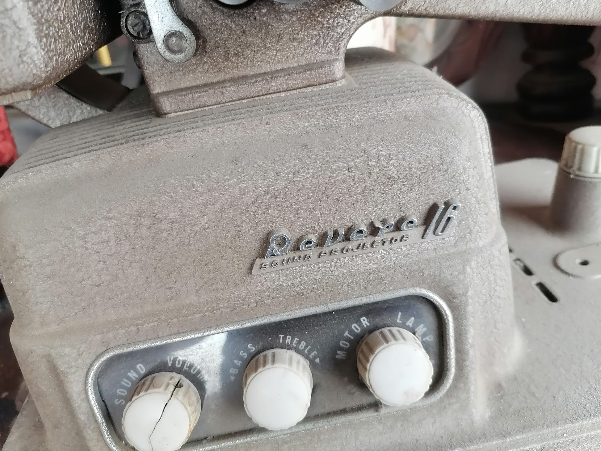 Proyector Revere 16mm Antiguo - Antiques Bazaar Ensenada