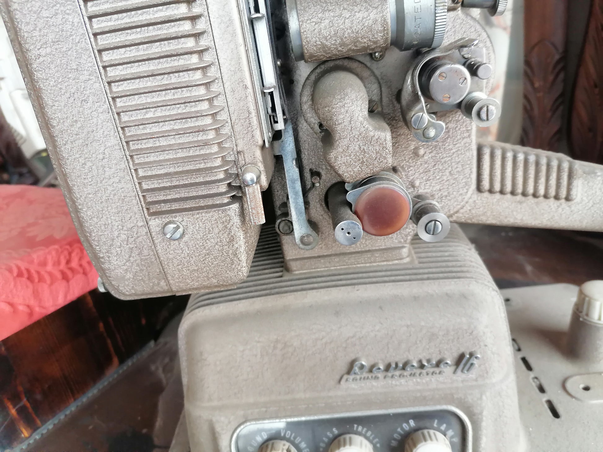 Proyector Revere 16mm Antiguo - Antiques Bazaar Ensenada