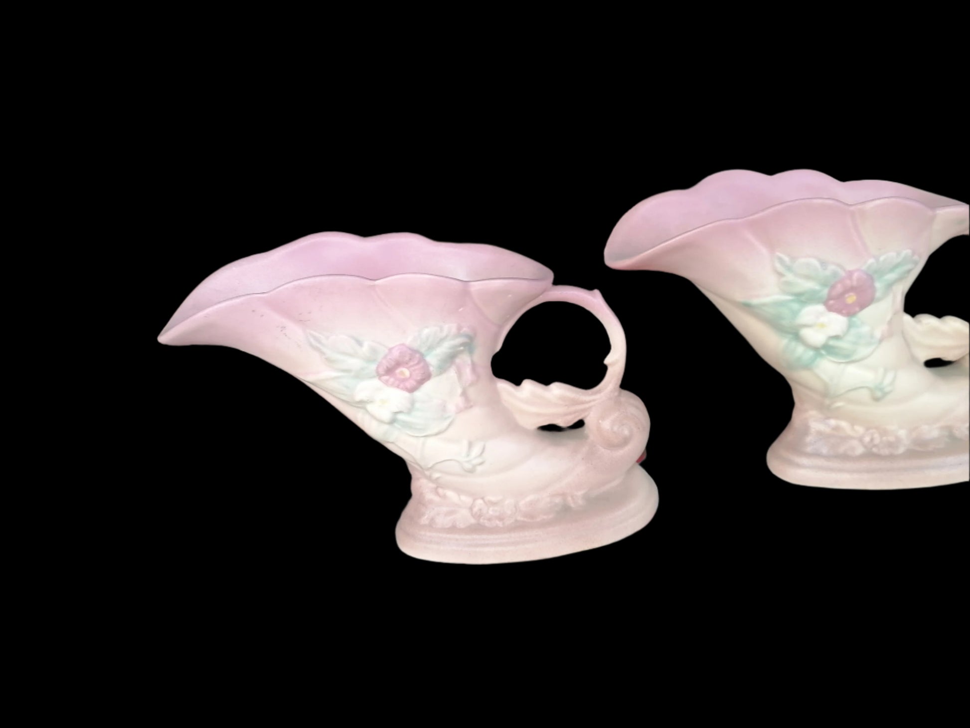 Hull Art Pink Cornucopia - Antiques Bazaar Ensenada