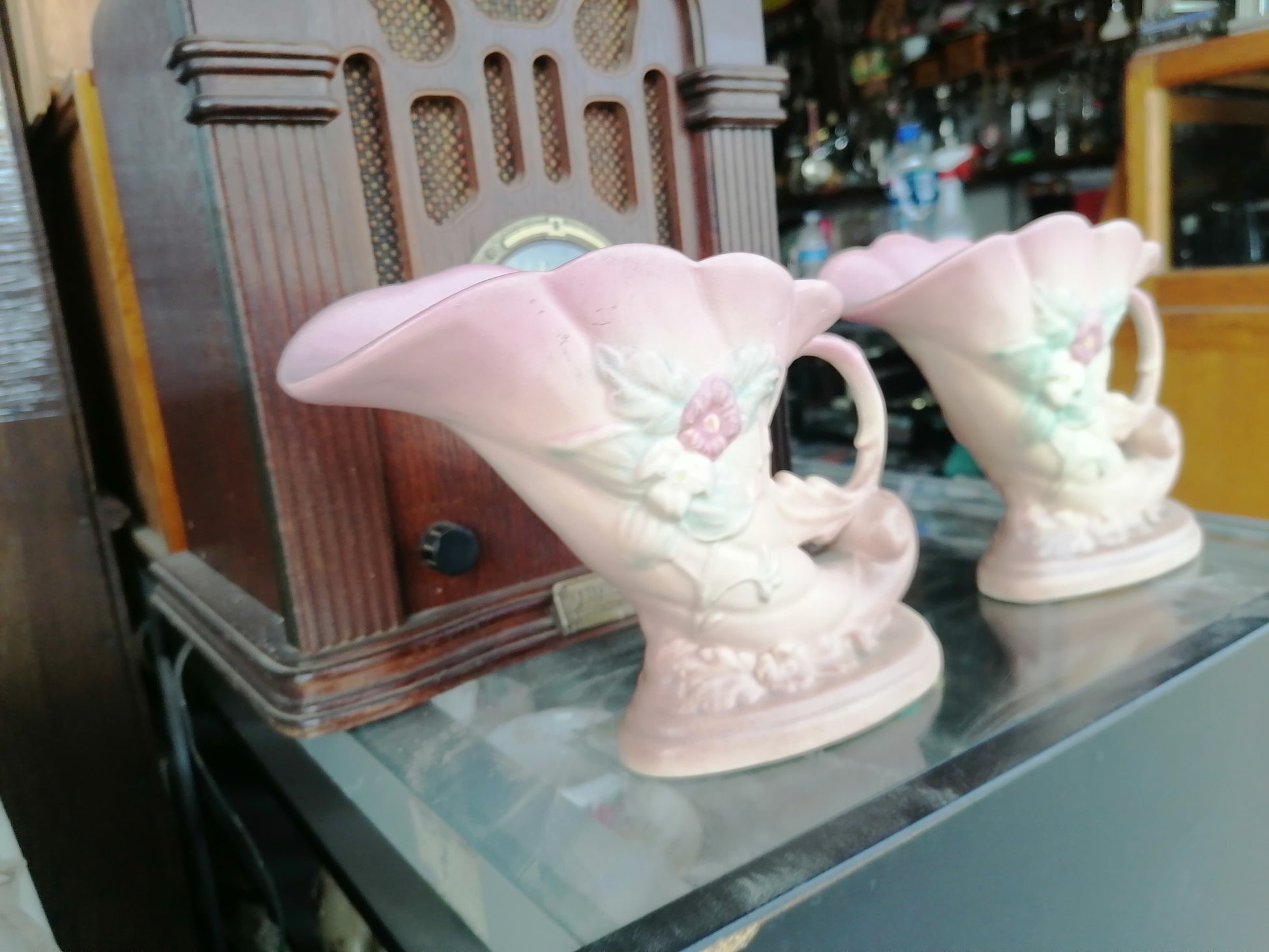 Hull Art Pink Cornucopia - Antiques Bazaar Ensenada