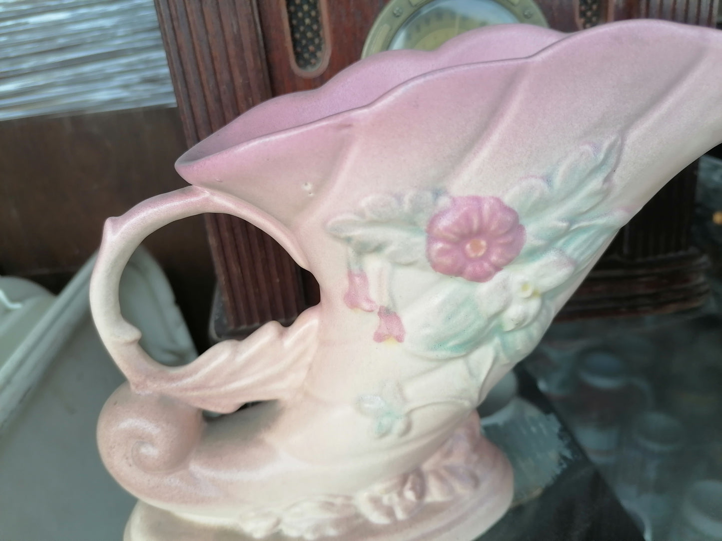 Hull Art Pink Cornucopia - Antiques Bazaar Ensenada
