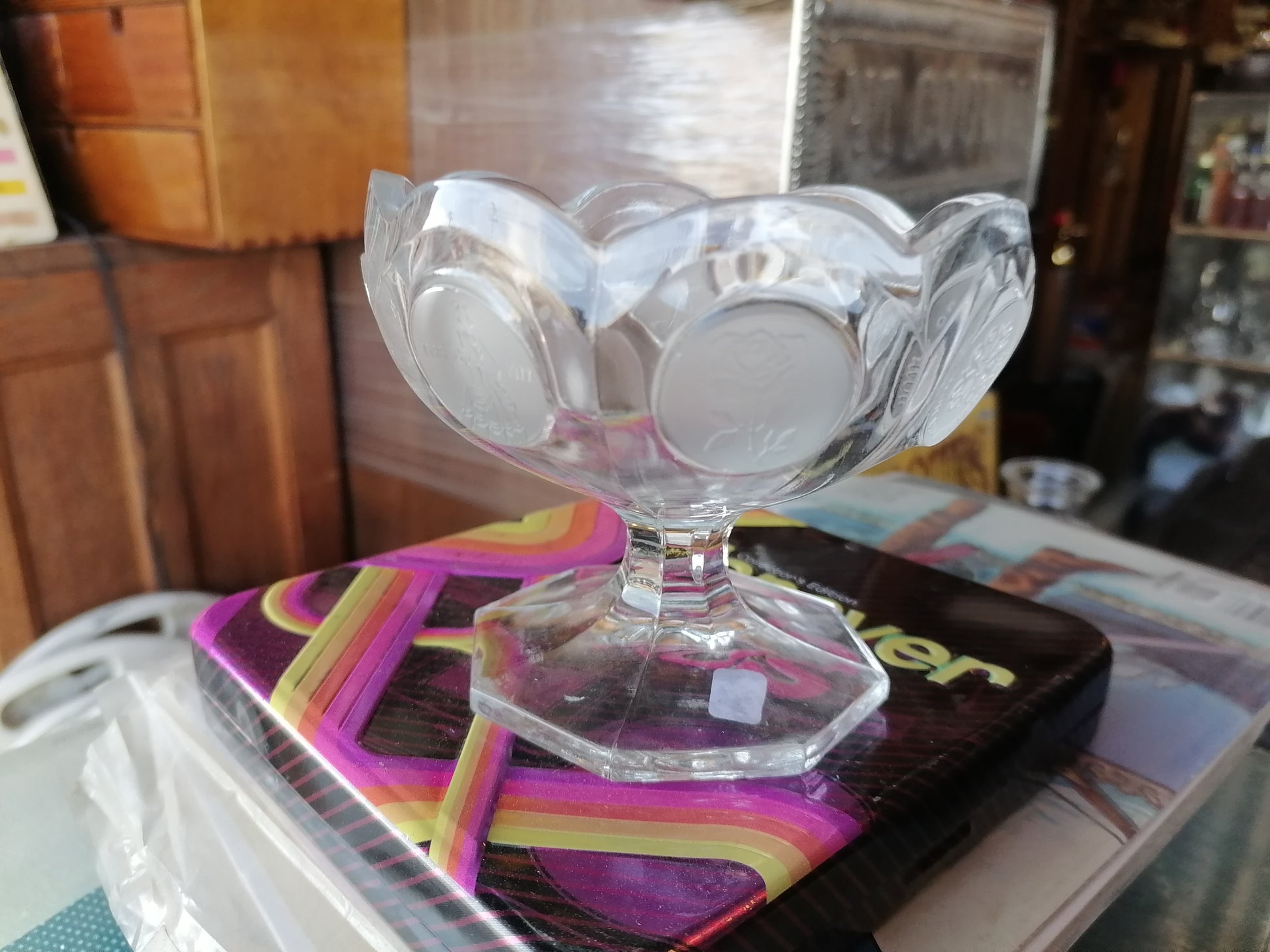 Plato de Compota Avon 91º Aniversario (1977) – Fostoria Glass - Antiques Bazaar Ensenada