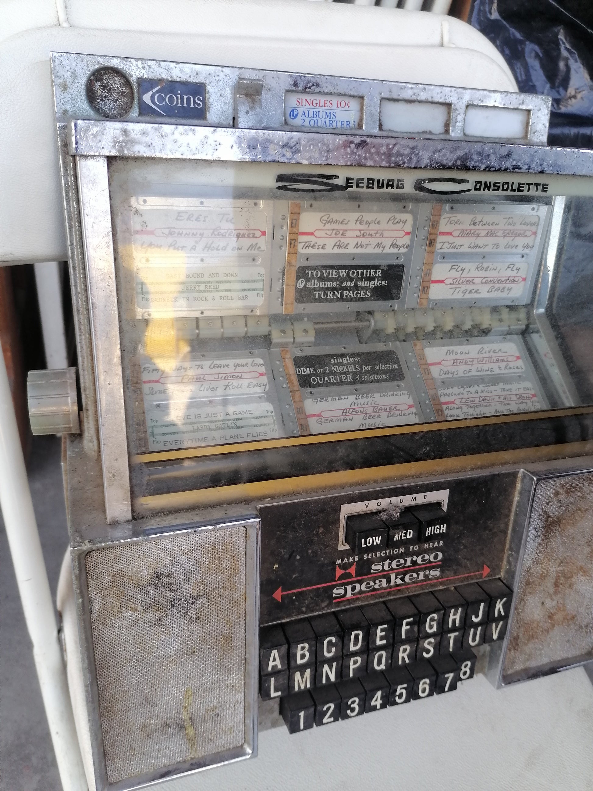 Seeburg Stereo Consolette Jukebox Wall Box - Antiques Bazaar Ensenada