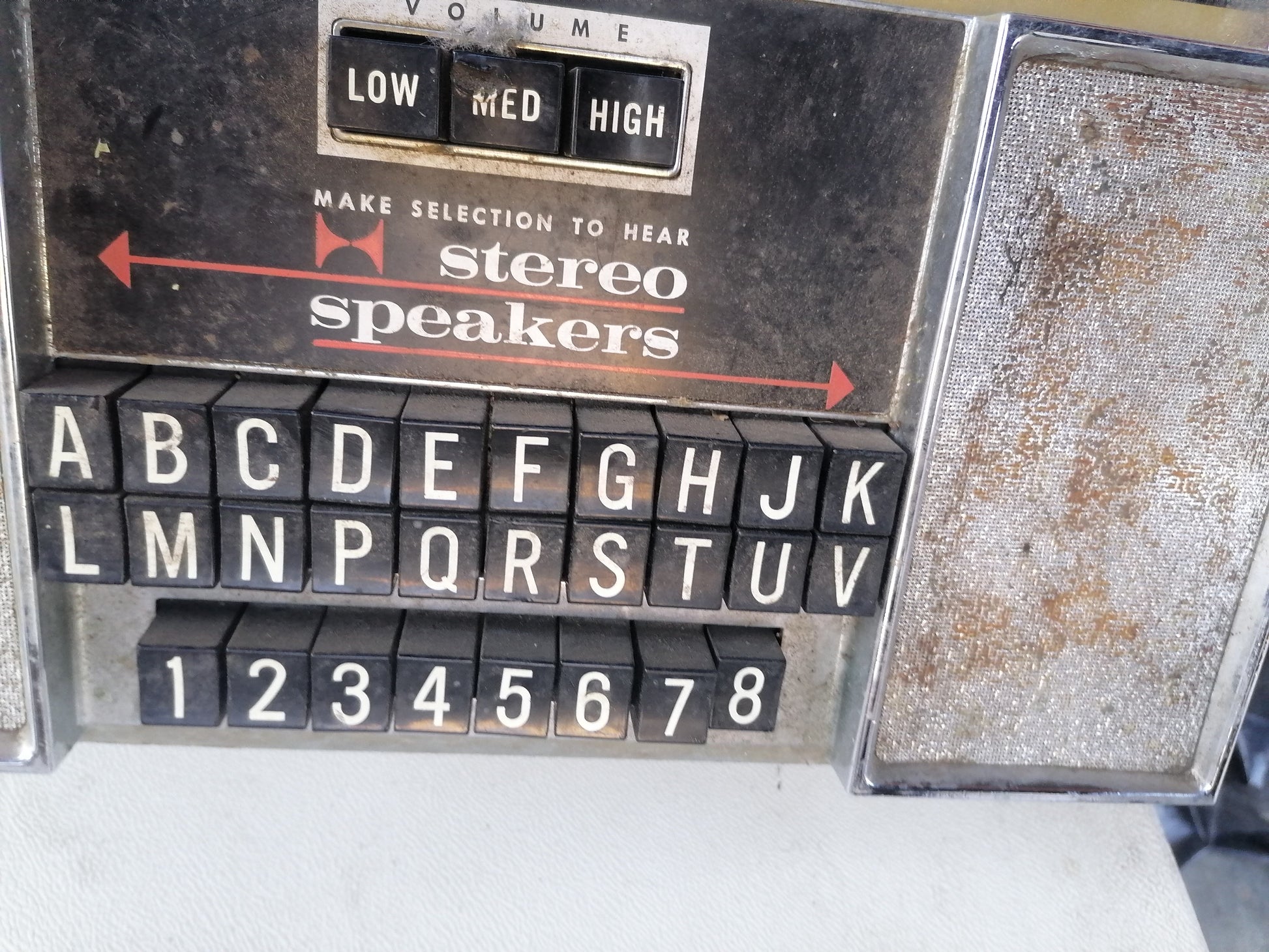 Seeburg Stereo Consolette Jukebox Wall Box - Antiques Bazaar Ensenada