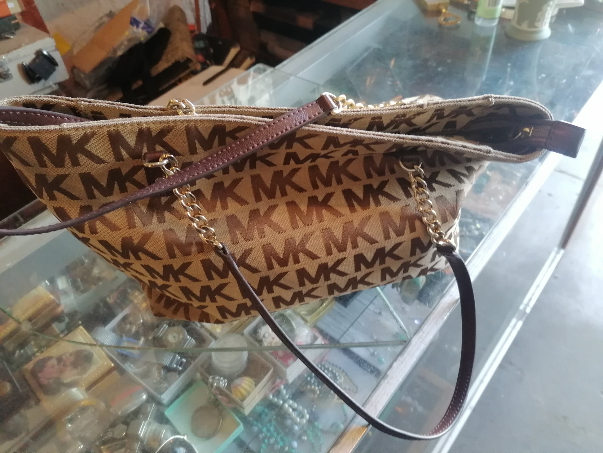 Michael Kors Jet Set Medium Tote - Antiques Bazaar Ensenada