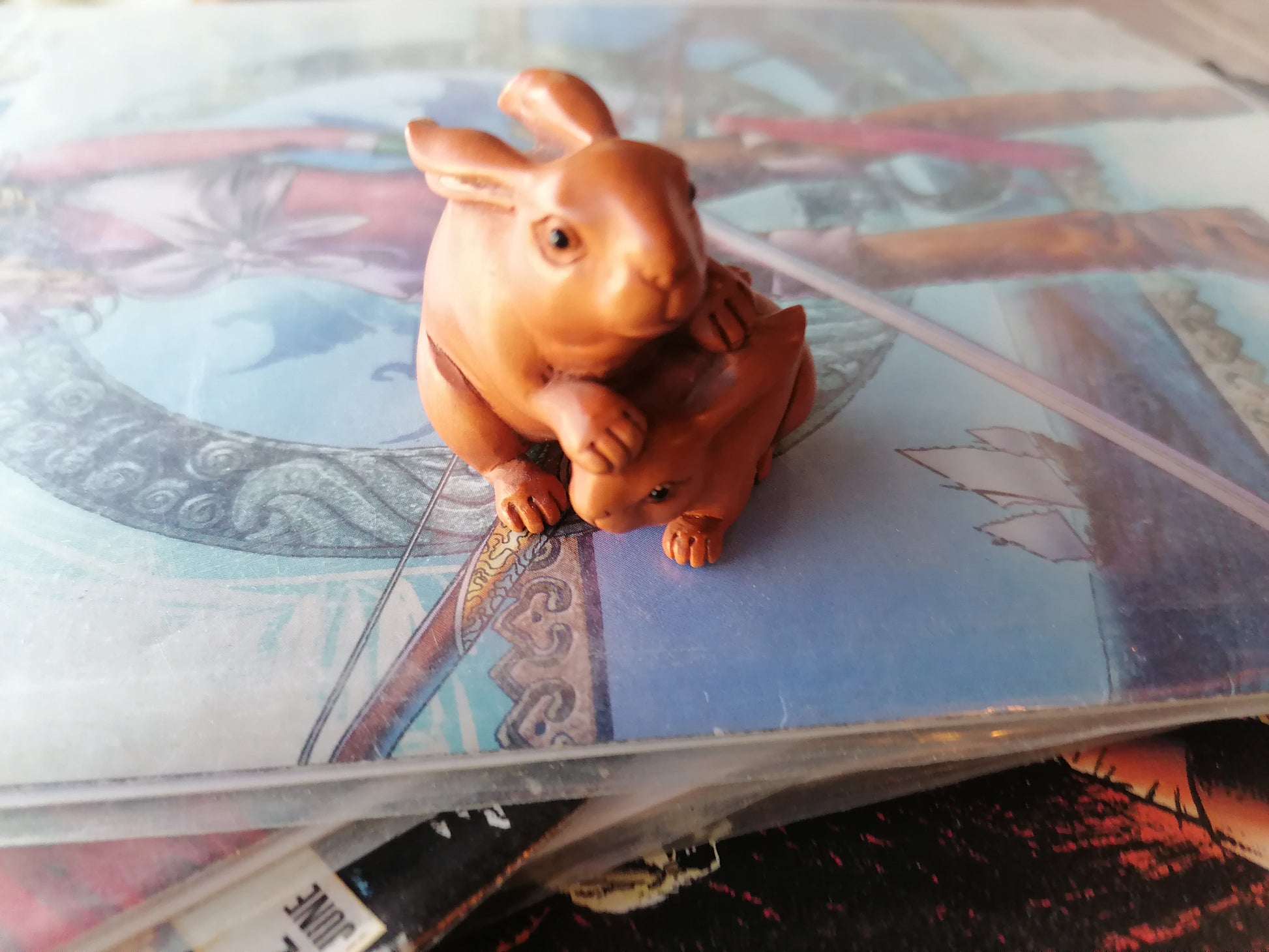 Netsuke de Liebre. - Antiques Bazaar Ensenada