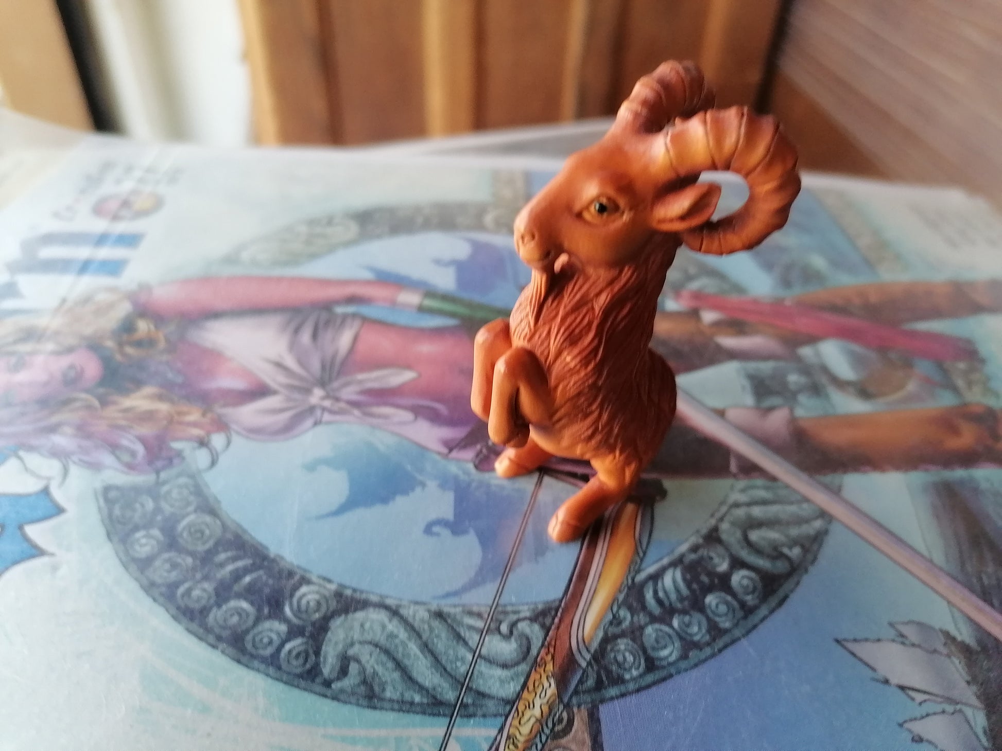 Netsuke de Cabra - Antiques Bazaar Ensenada