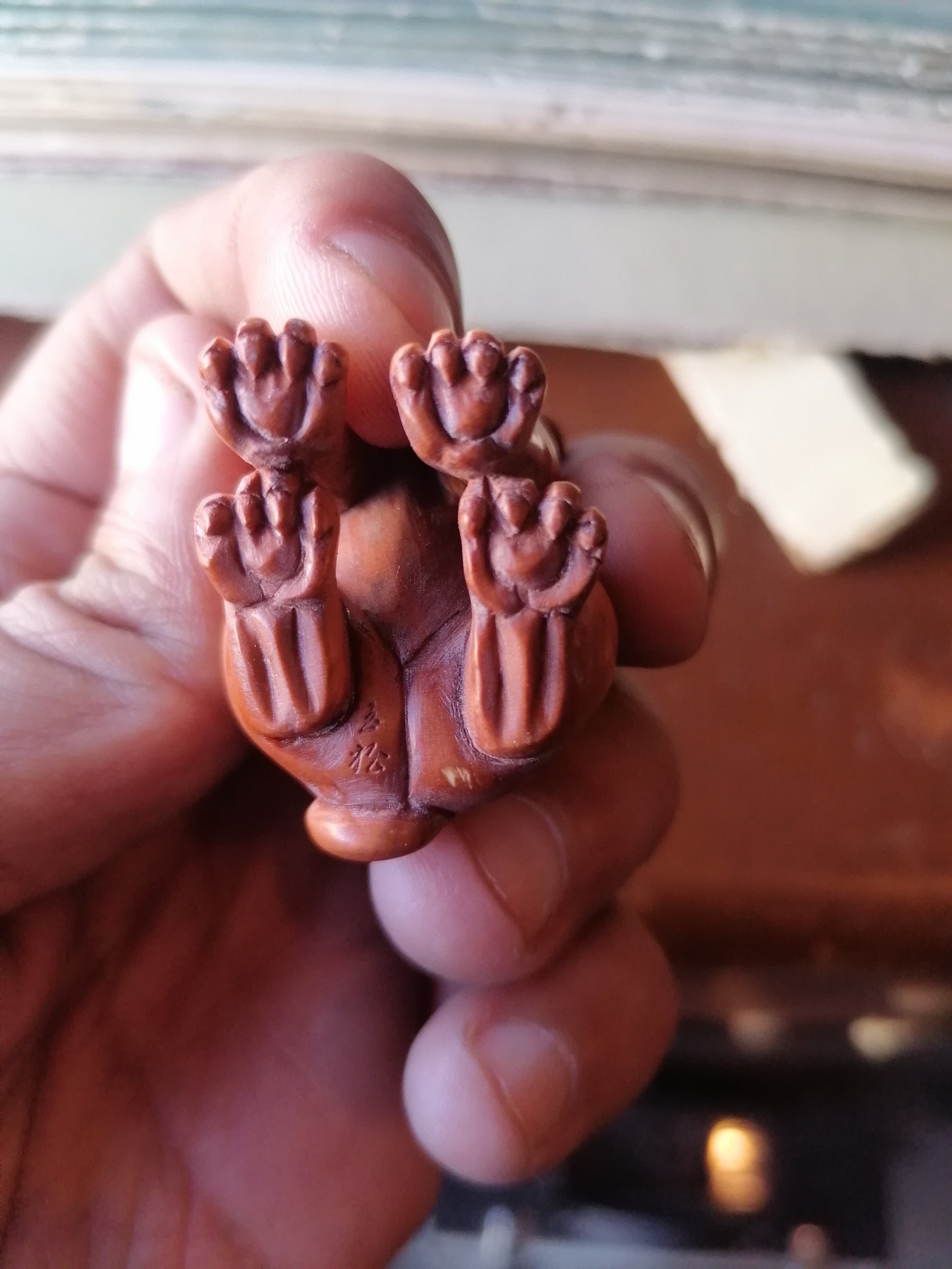 Netsuke de Perro - Antiques Bazaar Ensenada