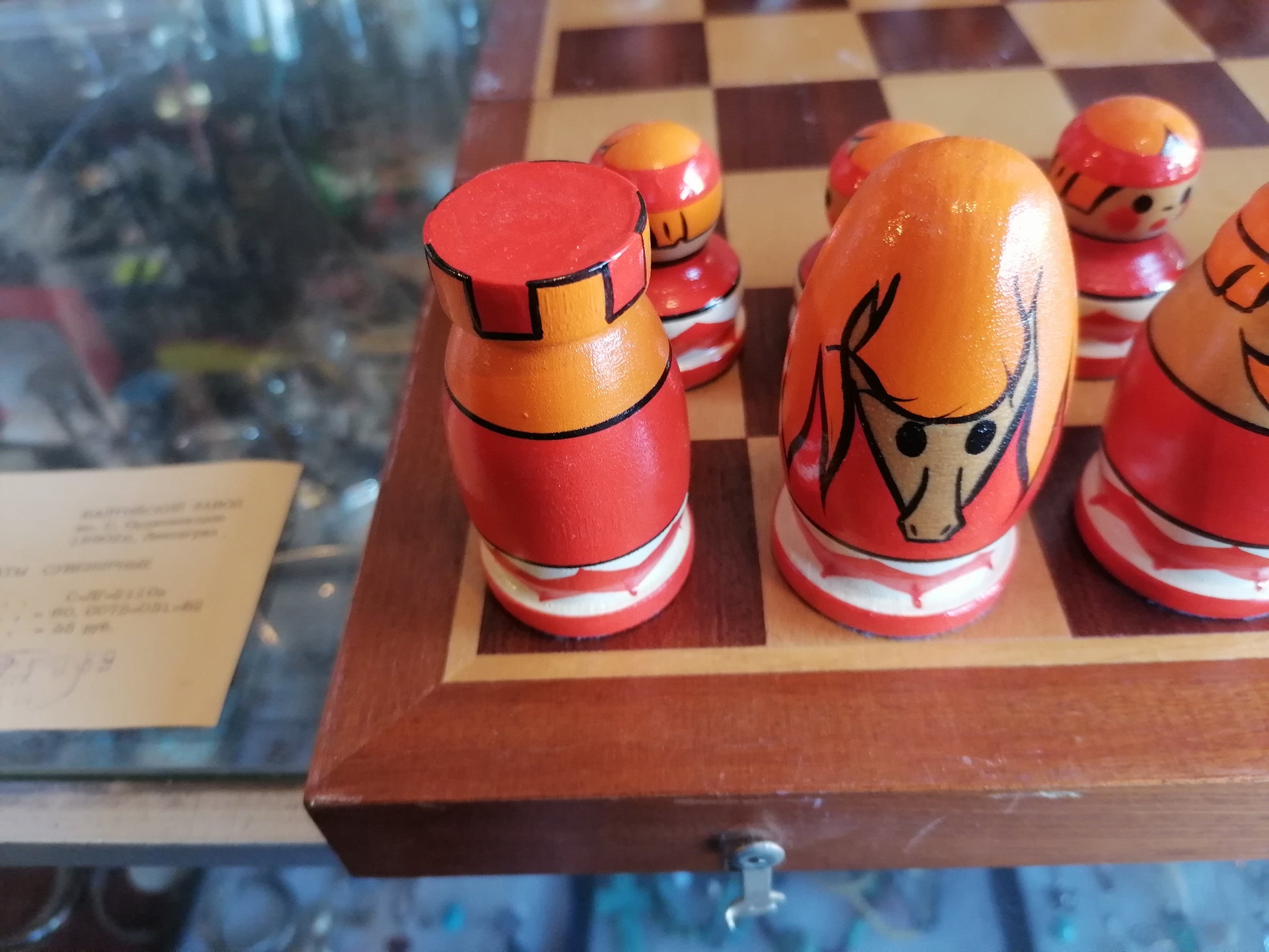 juego de ajedrez soviético pintado a mano - Antiques Bazaar Ensenada