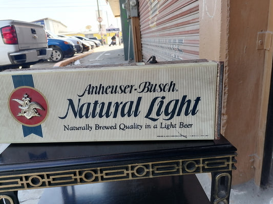 Letrero Vintage de Cerveza Natural Light – Coleccionable Clásico - Antiques Bazaar Ensenada
