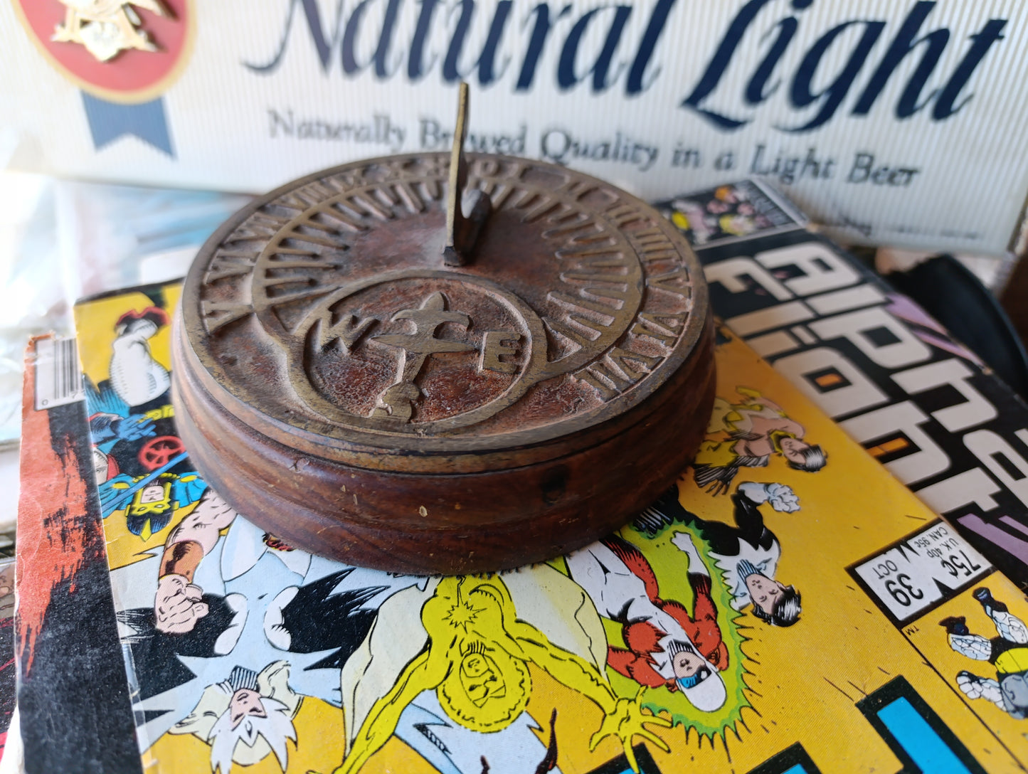 Antiguo Reloj de Sol Alemán Vintage | Elegante Diseño Dorado y Marrón