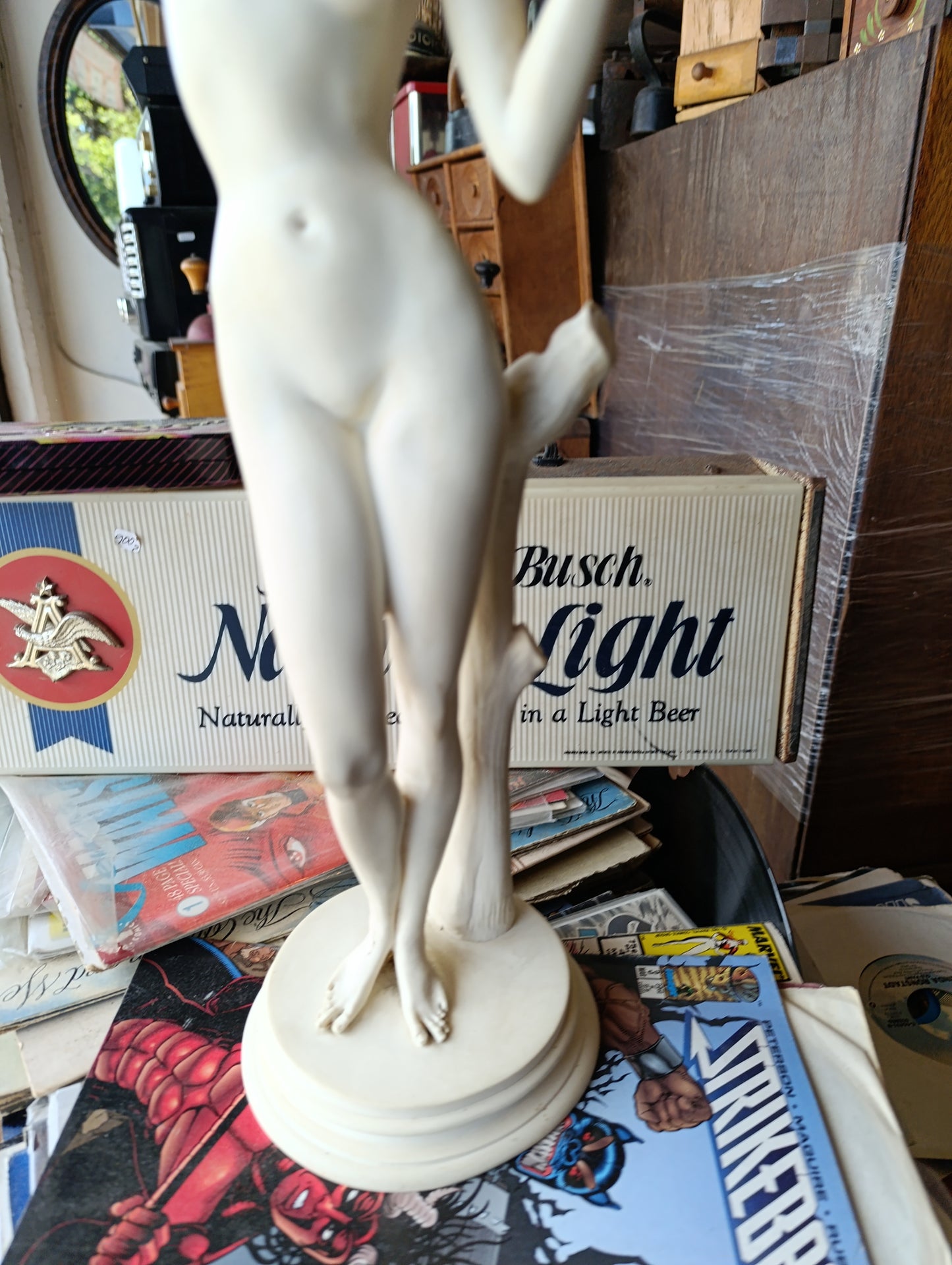 Pequeña Escultura de Alabastro Estilo Griego | Mujer Desnuda Clásica