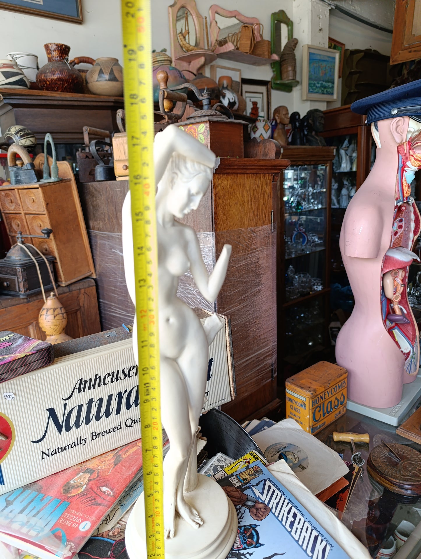 Pequeña Escultura de Alabastro Estilo Griego | Mujer Desnuda Clásica