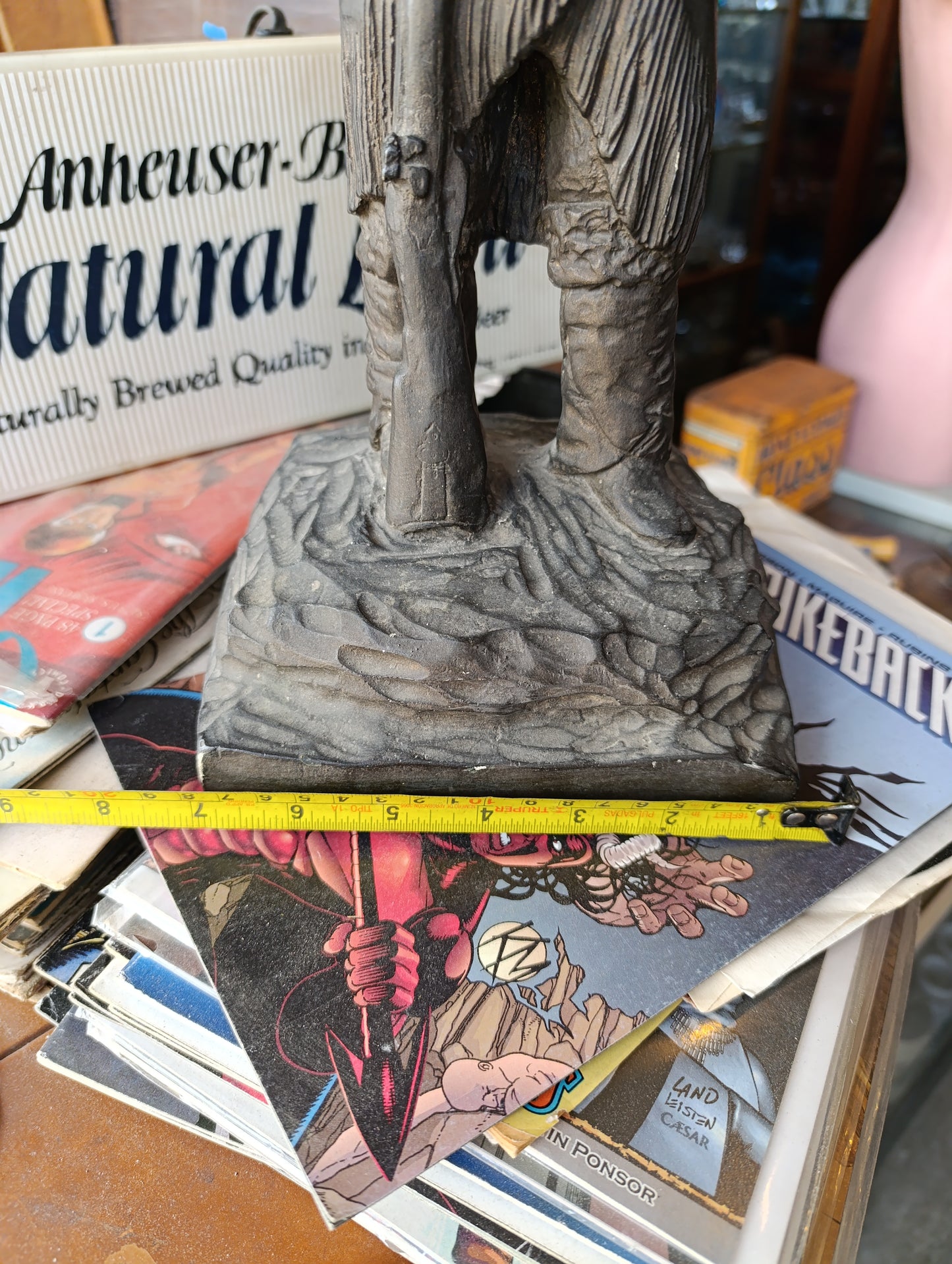 Escultura de Madera de Cazador Barbudo | Arte Rústico y Tradicional
