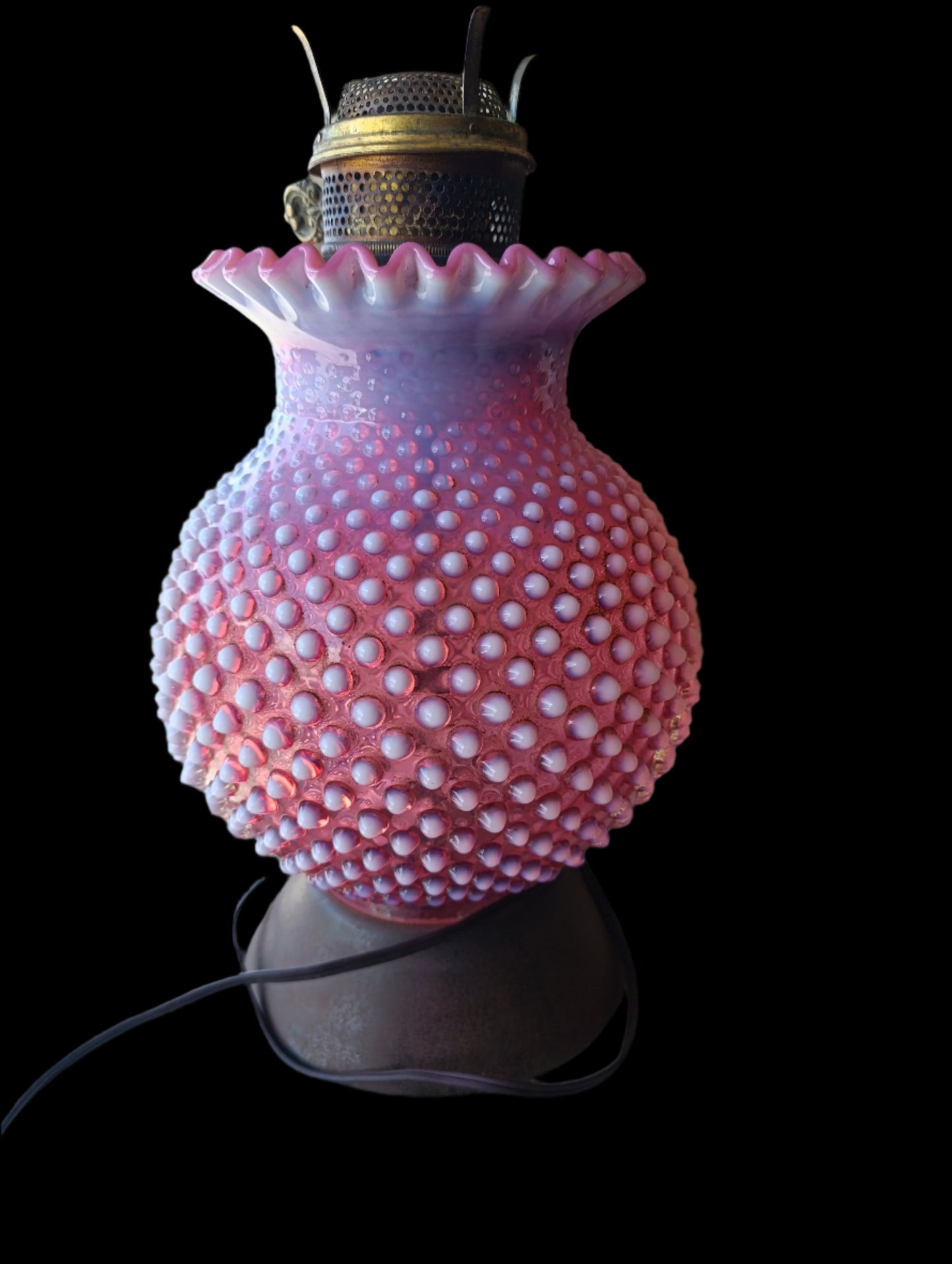 Lámpara de Mesa Vintage Fenton | Cristal Rosa Cranberry Opalescent Hobnail con Base de Latón | Eléctrica